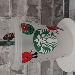 Bad Bunny 16 oz Starbucks cold cup w/ SB green straw & BB‎ crocs charm.